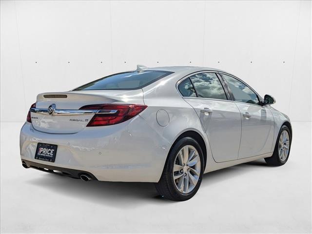 Photo of 2017 Summit White Buick Regal