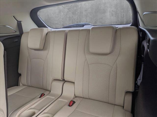 Photo of 2019 Eminent White Pearl Lexus RX 350L