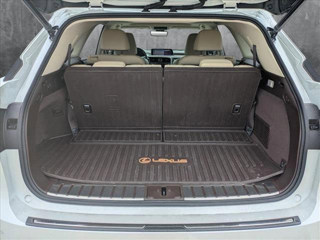 Photo of 2019 Eminent White Pearl Lexus RX 350L