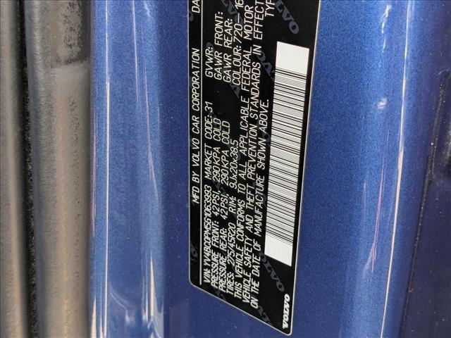 Photo of 2016 Bursting Blue Metallic Volvo XC90 Hybrid