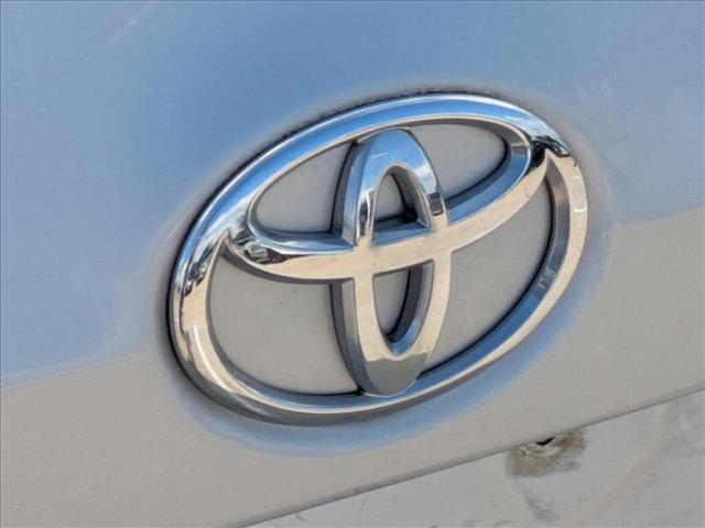 Photo of 2017 White Toyota Corolla