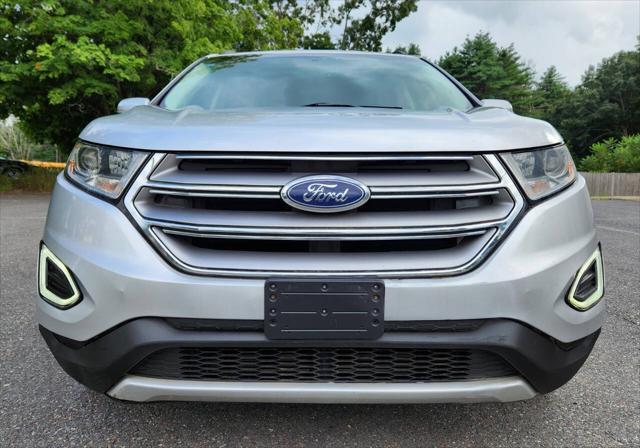 Photo of 2015 Ingot Silver Metallic Ford Edge