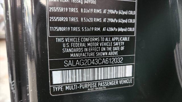 Photo of 2012 Black Land Rover LR4