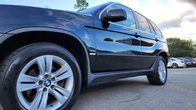 Photo of 2006 Jet Black BMW X5