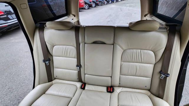 Photo of 2008 Black Volvo XC70