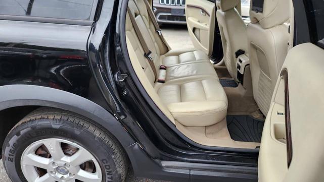 Photo of 2008 Black Volvo XC70