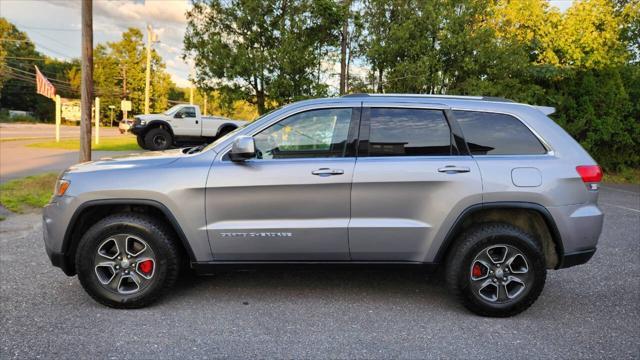 Photo of 2015 Gray Jeep Grand Cherokee