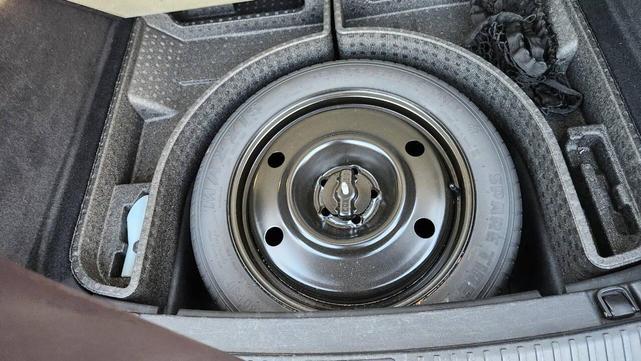 Photo of 2016 Ingot Silver Metallic Lincoln MKX
