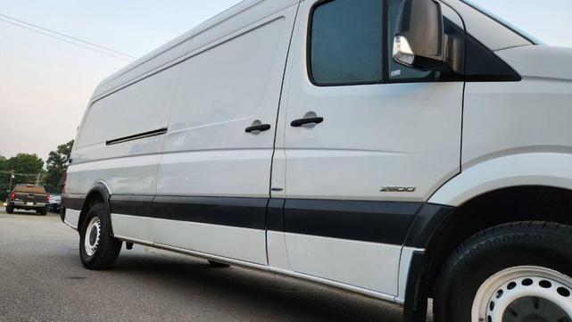 Photo of 2015 Arctic White Mercedes-Benz Sprinter