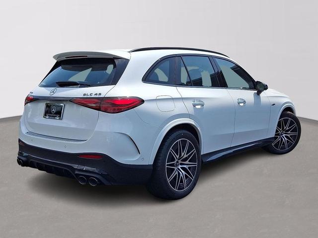 Photo of 2025 Polar White Mercedes-Benz AMG GLC 43