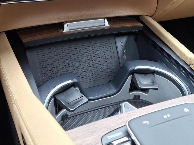 Photo of 2026 Obsidian Black Metallic Mercedes-Benz GLE 450