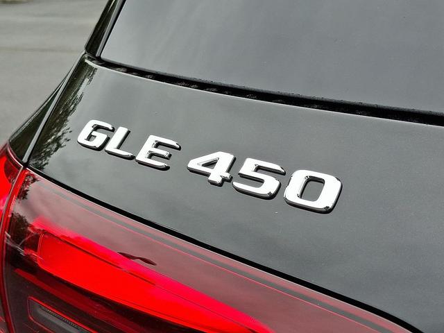 Photo of 2026 Obsidian Black Metallic Mercedes-Benz GLE 450