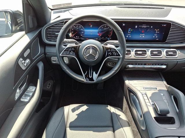 Photo of 2024 Black Mercedes-Benz GLE 350
