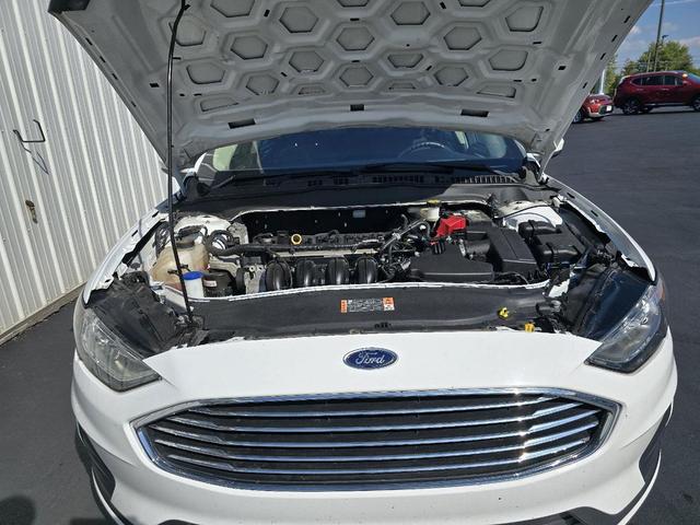 Photo of 2020 Oxford White Ford Fusion