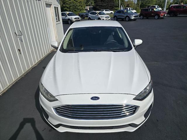 Photo of 2020 Oxford White Ford Fusion