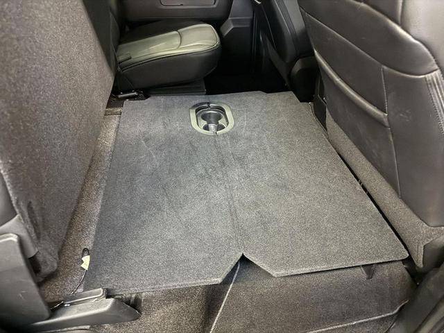 Photo of 2017 Granite Crystal Metallic RAM 1500