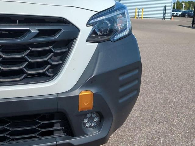 Photo of 2023 Crystal White Pearl Subaru Outback