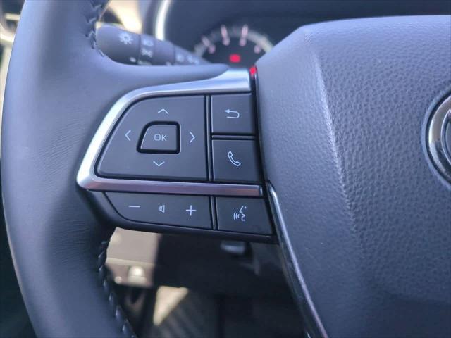 Photo of 2021 Celestial Silver Metallic Toyota Highlander