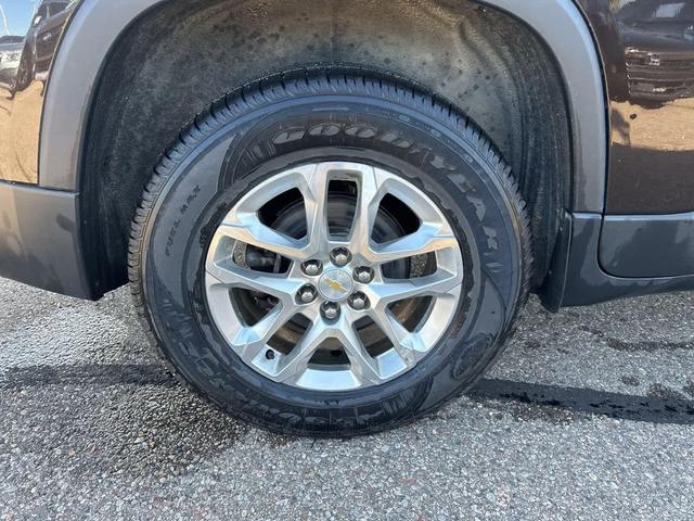 Photo of 2018 Sable Brown Metallic Chevrolet Traverse