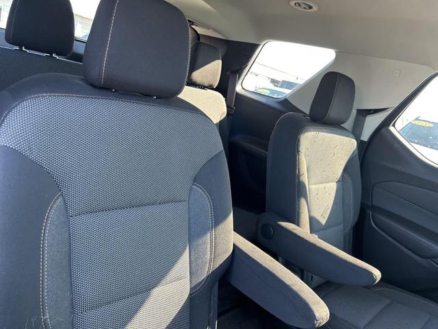 Photo of 2018 Sable Brown Metallic Chevrolet Traverse