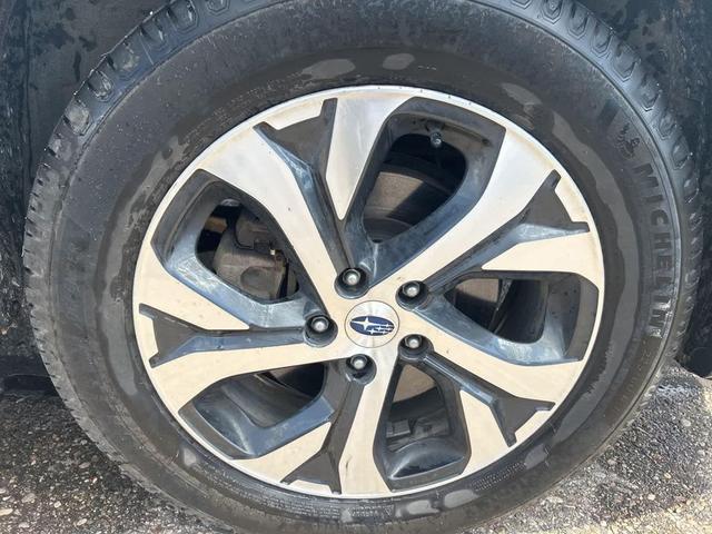 Photo of 2021 Crystal White Pearl Subaru Outback