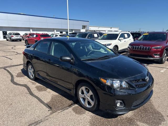 Photo of 2012 Black Sand Pearl Toyota Corolla