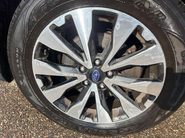 Photo of 2016 Venetian Red Pearl Subaru Outback