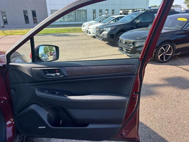 Photo of 2016 Venetian Red Pearl Subaru Outback