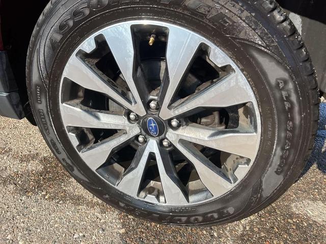 Photo of 2016 Venetian Red Pearl Subaru Outback
