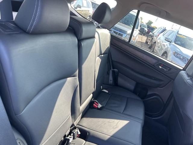 Photo of 2016 Venetian Red Pearl Subaru Outback
