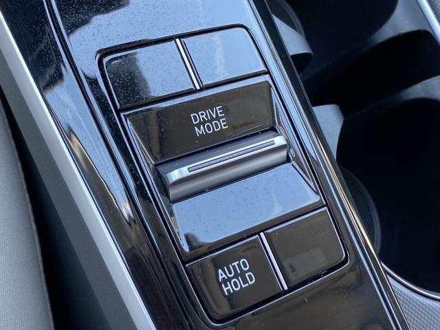 Photo of 2023 Onyx Black Hyundai SONATA