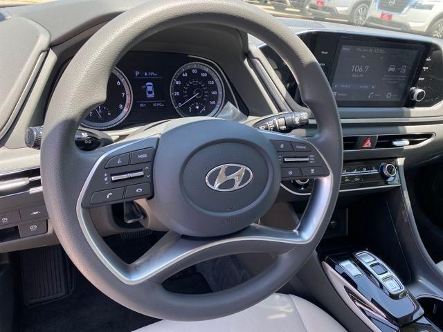 Photo of 2023 Onyx Black Hyundai SONATA