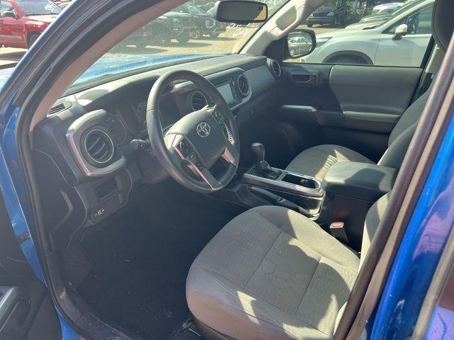 Photo of 2017 Blue Toyota Tacoma