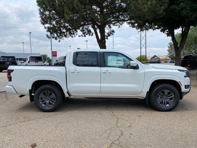 Photo of 2025 Glacier White Nissan Frontier