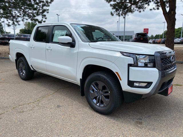 Photo of 2025 Glacier White Nissan Frontier