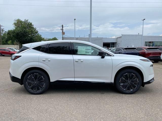 Photo of 2025 Everest White P Nissan Murano