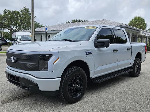 Photo of 2025 SPACE WHITE METALLIC Ford F-150