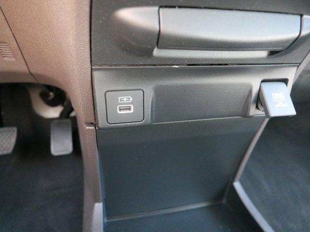 Photo of 2022 Lunar Silver Metallic Honda Odyssey