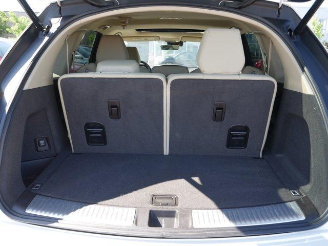 Photo of 2016 White Diamond Pearl Acura MDX