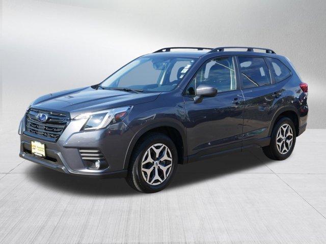 Photo of 2024 Magnetite Gray Metallic Subaru Forester