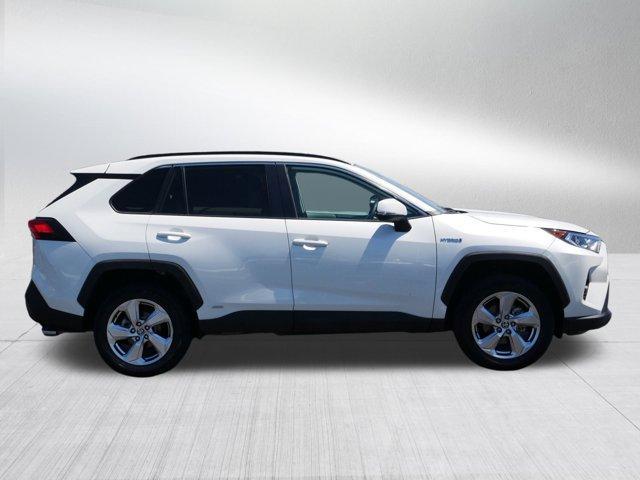 Photo of 2021 Blizzard Pearl Toyota RAV4 Hybrid