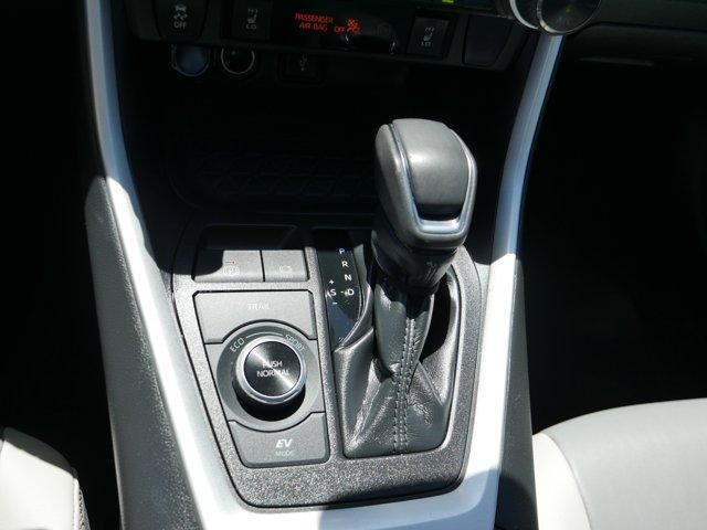Photo of 2021 Blizzard Pearl Toyota RAV4 Hybrid