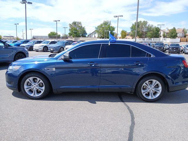 Photo of 2017 BLUE JEANS Ford Taurus