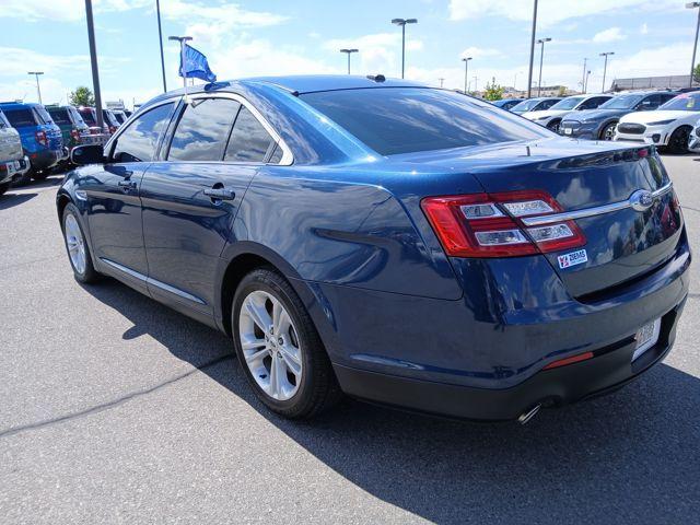 Photo of 2017 BLUE JEANS Ford Taurus