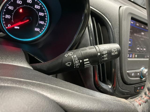 Photo of 2022 Summit White Chevrolet Equinox