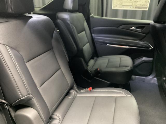 Photo of 2026 Sterling Gray Metallic Chevrolet Traverse