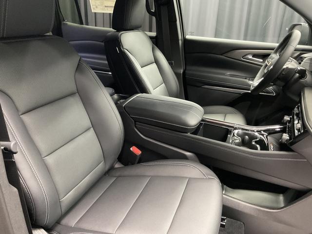 Photo of 2026 Sterling Gray Metallic Chevrolet Traverse