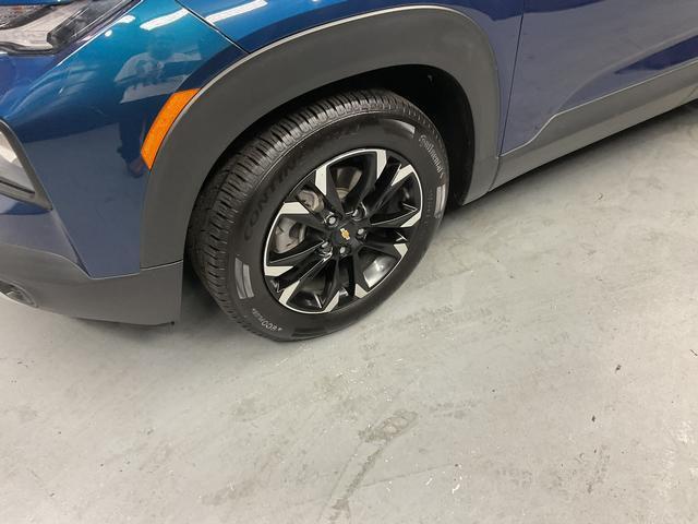 Photo of 2021 Pacific Blue Metallic Chevrolet Trailblazer