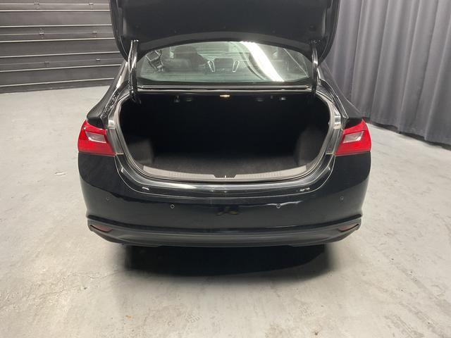 Photo of 2018 Mosaic Black Metallic Chevrolet Malibu