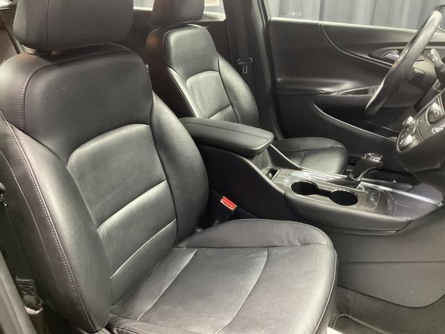 Photo of 2018 Mosaic Black Metallic Chevrolet Malibu